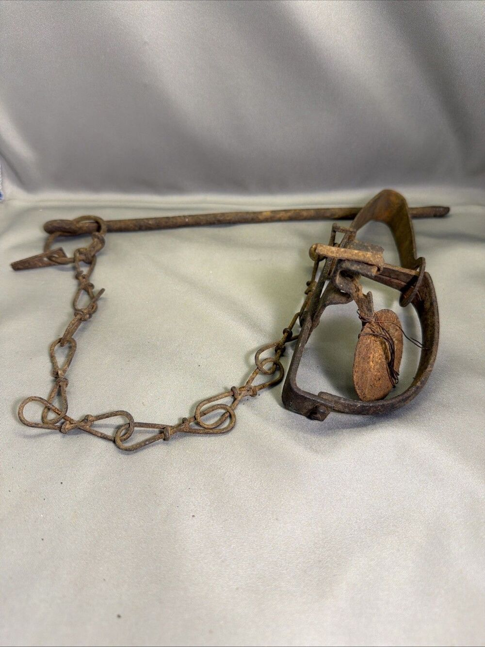 Vintage Oneida Victor #1 1/2 Double Long Spring Animal Trap - Primitive Decor